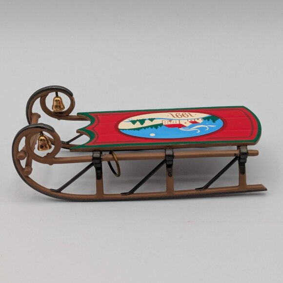 Hallmark Keepsake Old-Fashioned Sled 1991, Vintage Christmas Ornament - Picture 5 of 11
